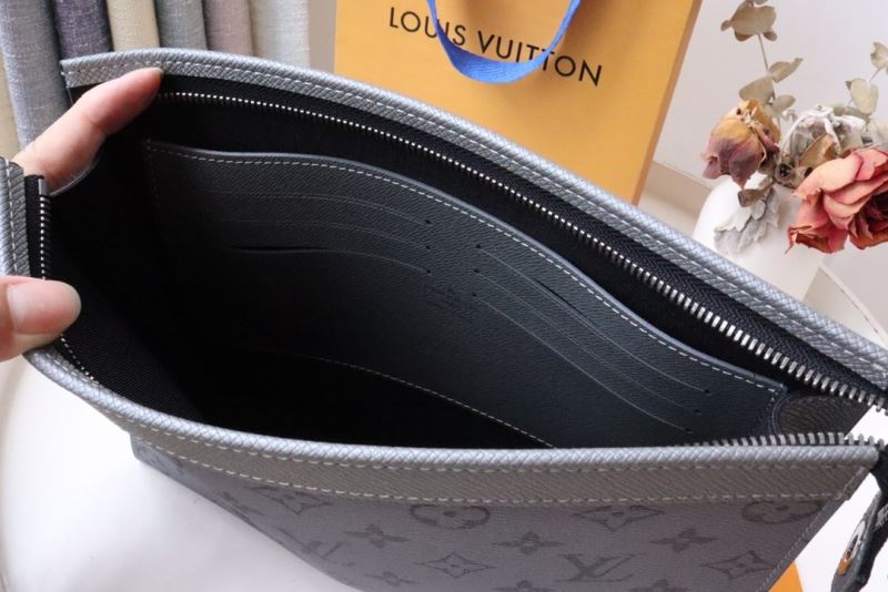 Louis Vuitton Clutch Bags